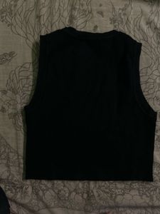 Zara Black Sleeveless Knit Top