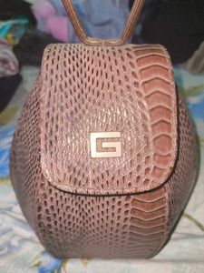 Stylish Textured Crossbody Bag