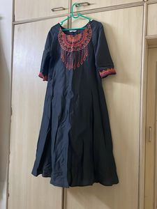 Embroidered Kurta