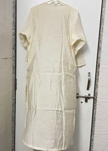 Elegant Cream Kurta Set with Sequins