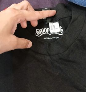 H&amp;M Unisex T Shirt..xs