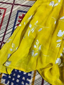 Chic Yellow off shoulder dress