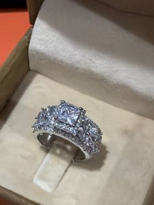 one piece Sparkling  Diamond Rings antitarnish