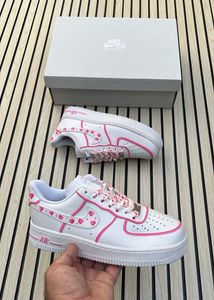 NIKE AIRFORCE