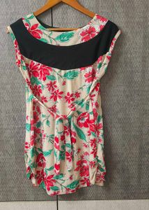 Black Sleeveless Top
