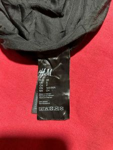 H&amp;M Black One-Piece Swimsuit – Slim Fit – EUR 38