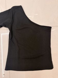 Black One-Shoulder Top