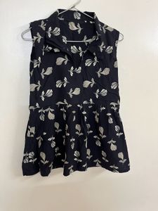 Chic Sleeveless Floral Print Top