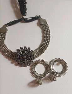 Choker