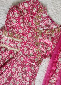 KIMAYRA Embellished Kurta Set with Dupatta