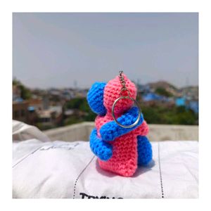 "Forever Hug – Crochet Couple Keychain"