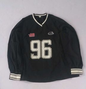 Stylish Black "96" Graphic Top