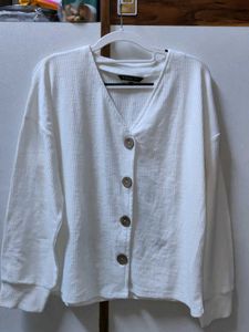 ROADSTER - White Textured Button-Up Top