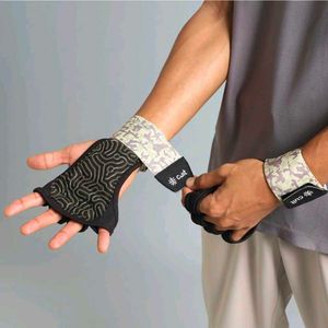 Cult Fitness exercise Gloves