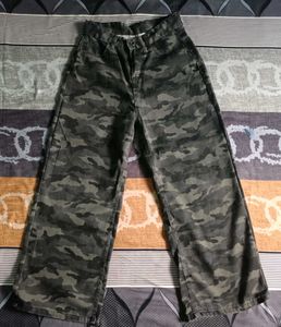 🇹🇭 Camouflage Wide Leg Jeans