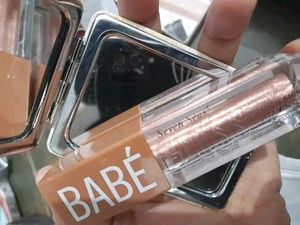 Babe Lip Gloss - Shimmering Nude