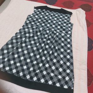 Chic Black &amp; White Gingham Dress