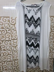 White Sleeveless Top with Geometric Print