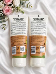 PACK OF 2 💖 PILGRIM VITAMIN C GEL FACE WASH - KAK