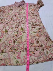 Ishnya Women's Pink Floral Pyjama Set