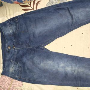 Stylish Blue Wash Jeans for Women