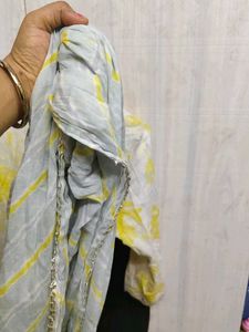 Yellow &amp; White Leaf Print Kurta
