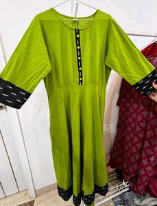 Vibrant Lime Green Kurta with Black Accents