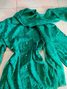 90'sEmerald Green Top with inbuild Scarf🌴🦆🍈🍾🧋