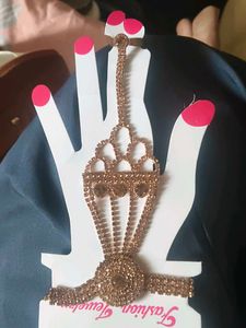 Stunning Rose Gold Hand Harness