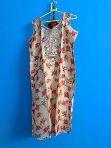 Embroidered Floral Kurta