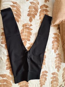 Black High-Waist Leggings