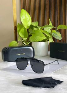 TOMFORD TOP NOTCH QUALITY 💯 UNISEX SUNGLASSES