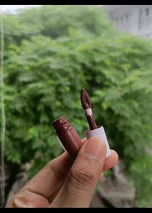 JUST HERBS serum lip gloss +a lipstick free