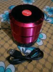 CYOMI Speaker New With Tag