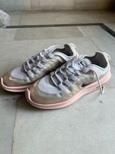Nike Air Max Axis Uk 3.5