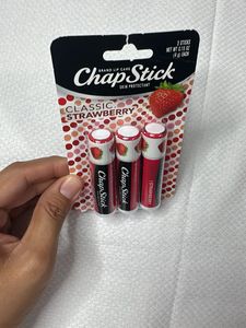 Chapstick Classic Strawberry Lip Balm 3 Pack
