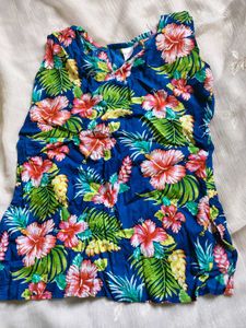 Blue Floral Top🎐