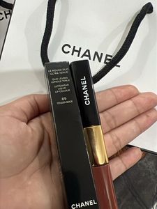 CHANEL Ultra Wear Liquid Lip Colour