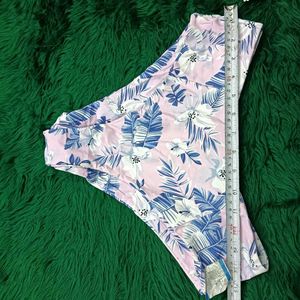Pretty Floral🎁🆕 Bikini Style Briefs