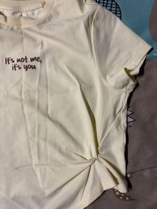 Cute Graphic Tee "It's not me, it's you"