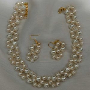 Elegant Pearl Necklace & Earring Set