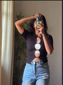 Ribbed Cut-Out Crop Top