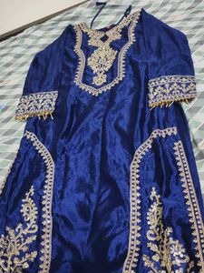 Elegant Blue Embroidered Kurta