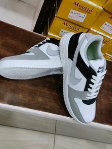 Men Sneakers