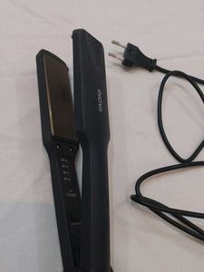 Inova Hair Straightener