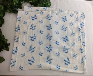 White With Blue Printed Table Cloth