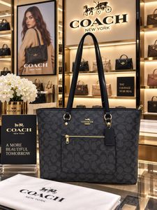 Coach Signature Tote Bag