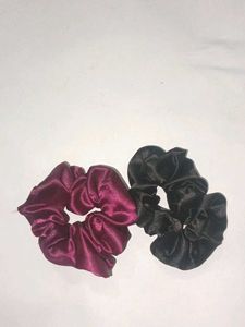 2 Satin Scrunchies Set