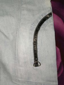 RARE Y2K WHISKERED STRAIGHT FIT JEA