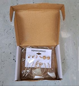 Fashionable Earrings Set 4